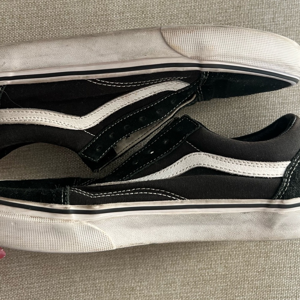 Vans Old Skool Black with White Women size 7.5